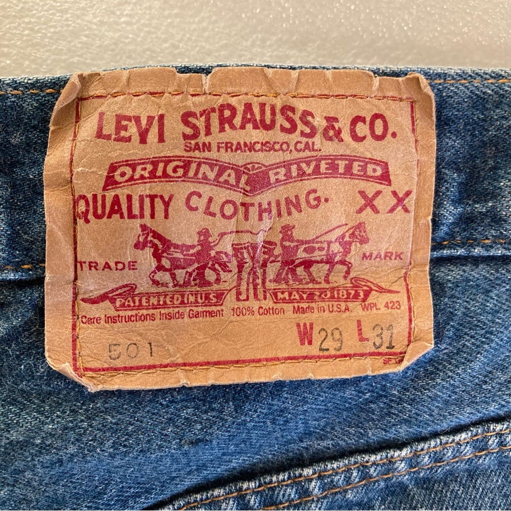 Vintage Levi's Men's Button Fly Jeans Blue Indigo